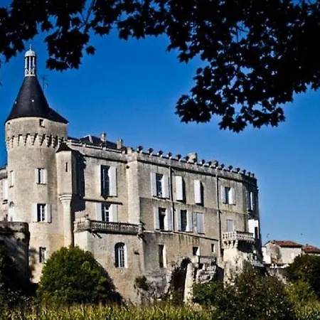 L'ecurie * Saint-Palais-de-Phiolin